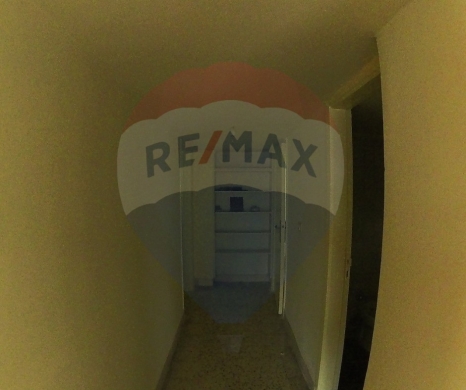 R9-1898 Spacious Apartment for Sale in Miten Street - Tripoli — 11