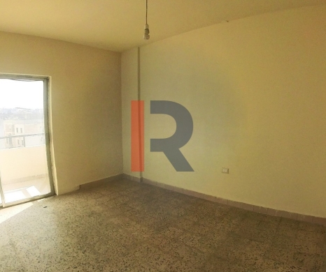 R9-1898 Spacious Apartment for Sale in Miten Street - Tripoli — 5