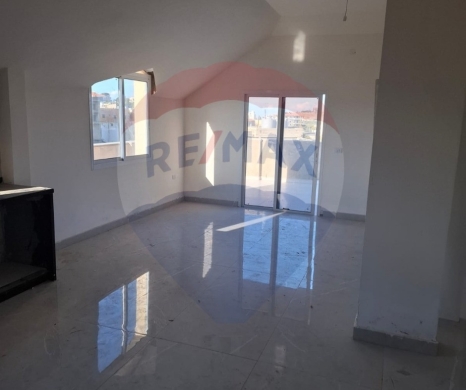 R9-1948 Charming Jamalon for Sale in Btouratij, Koura — 2