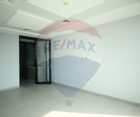 R9-2167 Office 43m for Sale in Boulevard, Tripoli – Very Good Condition — 5
