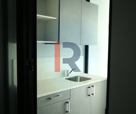 R9-2167 Office 43m for Sale in Boulevard, Tripoli – Very Good Condition — 2