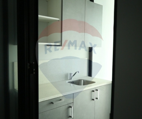R9-2167 Office 43m for Sale in Boulevard, Tripoli – Very Good Condition — 2