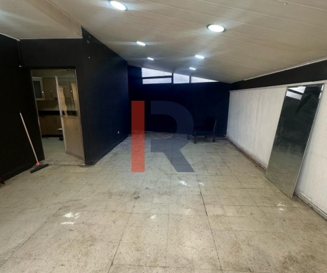 R9-2273 Clinic 160m + 60m terrace for rent in Nakabet Ateba Street - Tripoli — 2