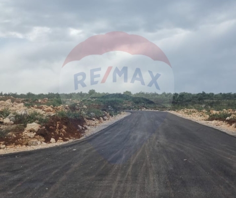 Lands for sale dans Balamand - R9-2304 Land 1050m for Sale in Balamand - Koura with Sea and Mountain View
