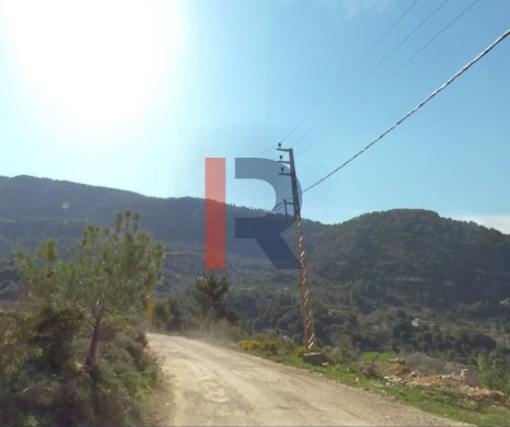 R9-2503 Land 2800m² for Sale in Btermaz – Danniyeh — 2