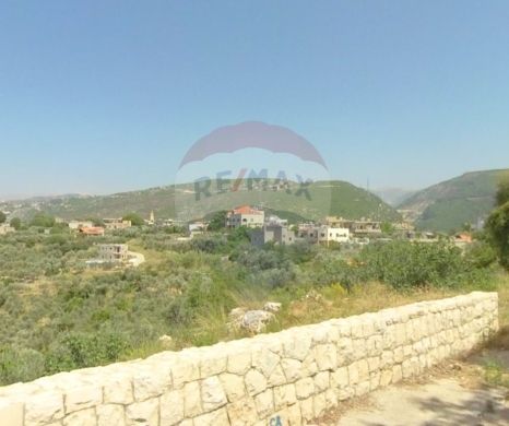 Lands for sale in Majdal - R9-2538 Land 2072m for Sale in Majdal - Koura