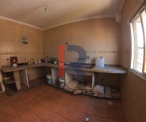 R9-2574 Apartment 225m for Sale in Rahbat Street - Tripoli — 3