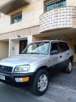 Toyota in Beirut City - Toyota Rav-4 1998