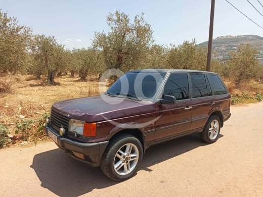 Land Rover in Zgharta - Rover Model 96