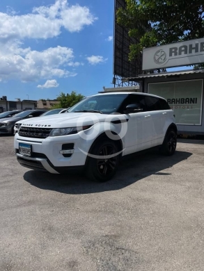 Land Rover in Zouk Mosbeh - Range Rover evoque Model 2013