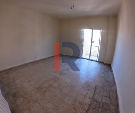 R9-2579 Apartment 150m for Sale in Miten Street – Tripoli