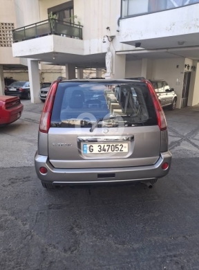 Nissan in Sin El Fil - X-trail 2008