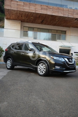 Nissan dans Beyrouth - Nissan Roque 2017