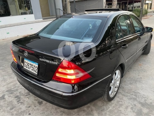 Mercedes-Benz in Zgharta - Mercedes Benz C230 2004