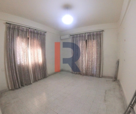 R9-2592 Apartment for Sale in Azmi, Tripoli — 185 Square Meters — 4