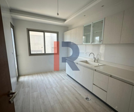 R9-2594 Apartment for Sale in Dam wel Farez, Tripoli – 200 Square Meters — 3