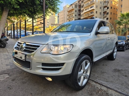 فولكس فاجن في مدينة بيروت - Volkswagen Touareg 2009