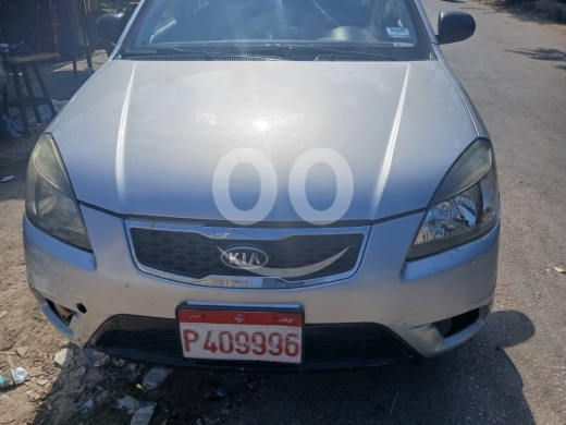Kia dans Beyrouth - Kia rio 2012
