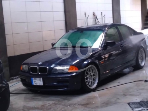 BMW in Beirut City - BMW 323i Model 2000