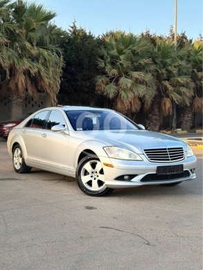 Mercedes-Benz in Tripoli - 2006 Mercedes-Benz s-class