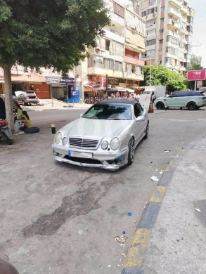 Mercedes-Benz in Beirut City - mercedes clk موديل 2000