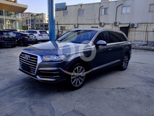 Audi in Borj Hammoud - Audi Q7 2017