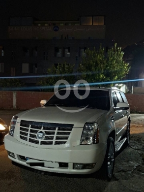 Cadillac in Zouk Mosbeh - Cadillac escalade model 2008