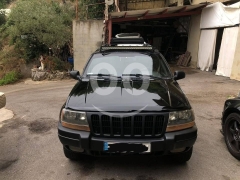Cherokee model 2001