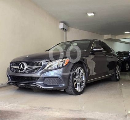 Mercedes-Benz in Beirut City - 2015 Mercedes C300