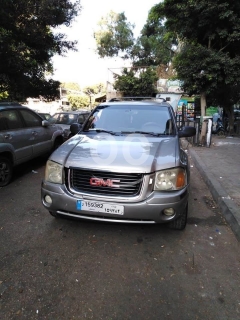 GMC Envoy موديل 2003