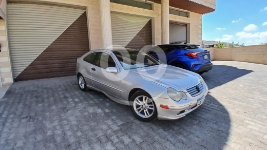 Mercedes-Benz in Nabatyeh - مرسيدس موديل 2002