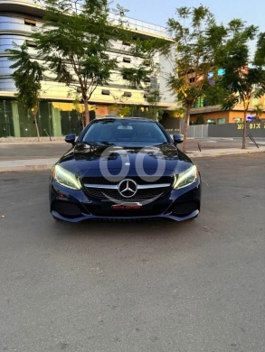 Mercedes-Benz in Dekouaneh - Mercedes c300 2017