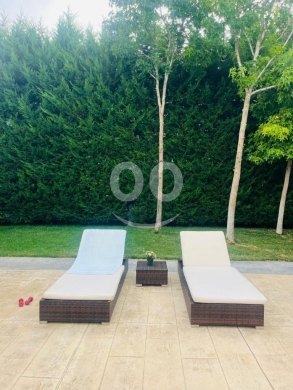 Home & Garden in Zaarour - ? For Sale: Outdoor - 2 Chaise Lounges + Side Table