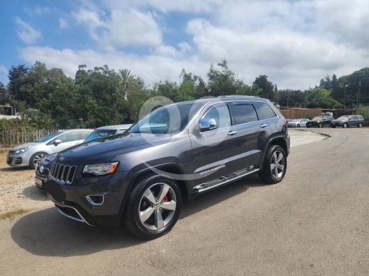 Jeep in Beirut City - Grand cherokee 2014