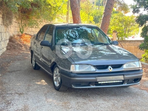 Renault in Beirut City - Reno 19 Model 1994