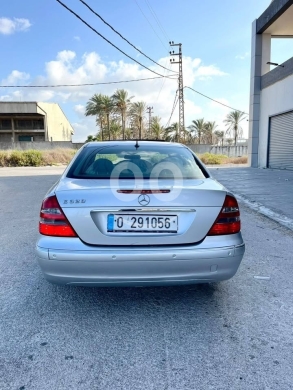 Mercedes-Benz in Saida - Mercedes E320 model 2004