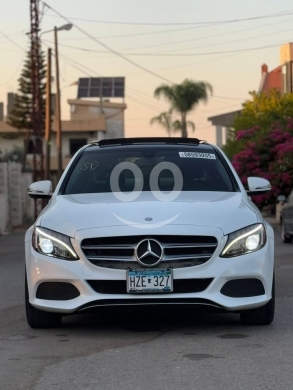 Mercedes-Benz in Bshari - Mercedes C300 2017