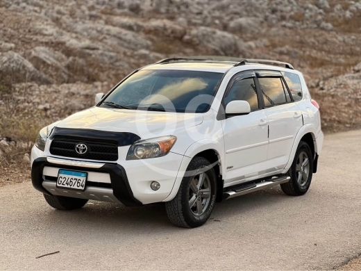 تويوتا في مدينة بيروت - Toyota rav4 2007