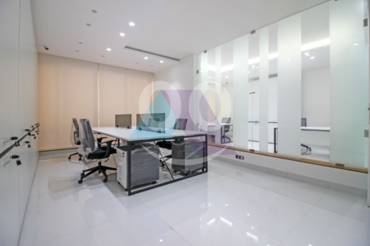 Commercials for sale in Hamra - Fully Renovated Office + Prime Location 4sale in Hamra - مكتب للبيع في الحمرا