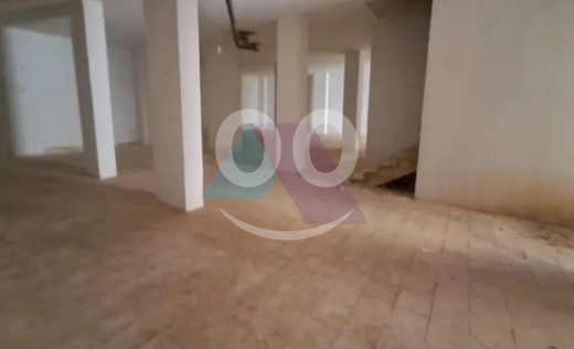 Commercials for rent in Fanar - 350m2 Warehouse with Prime Location 4rent in Fanar - مستودع في الفنار