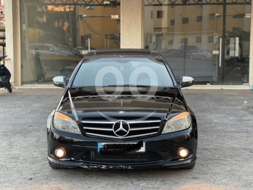 Mercedes-Benz in Nabatyeh - C350 2009