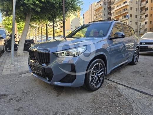 BMW dans Beyrouth - BMW X1 2024
