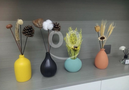 Home & Garden in Al Dahye - Vases