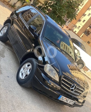 Mercedes-Benz dans Tal Hemayra - Mercedes ML320 model 2000