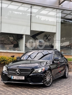 Mercedes-Benz in Nabatyeh - C400 2015