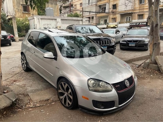 Volkswagen in Dekouaneh - Golf 2006