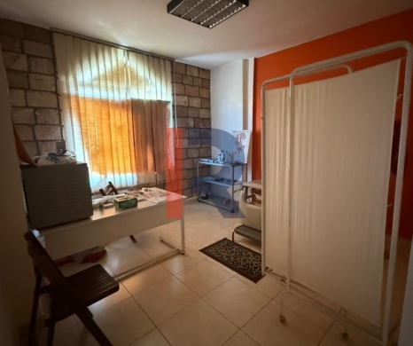 R9-2644 Fully Equipped Clinic for Sale – Azmi Street, Tripoli — 6