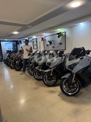 Motorcycles & ATVs in Beirut City - Yamaha tmax 2025