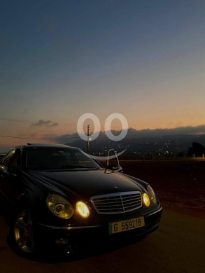 Mercedes-Benz dans Rachaya - E320 2003