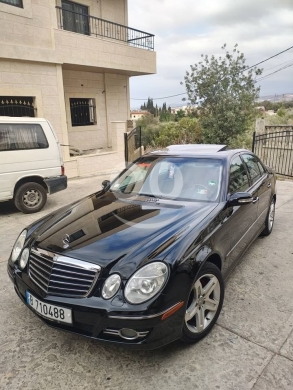 Mercedes-Benz in Menyeh - ٢١١ ٢٠٠٣